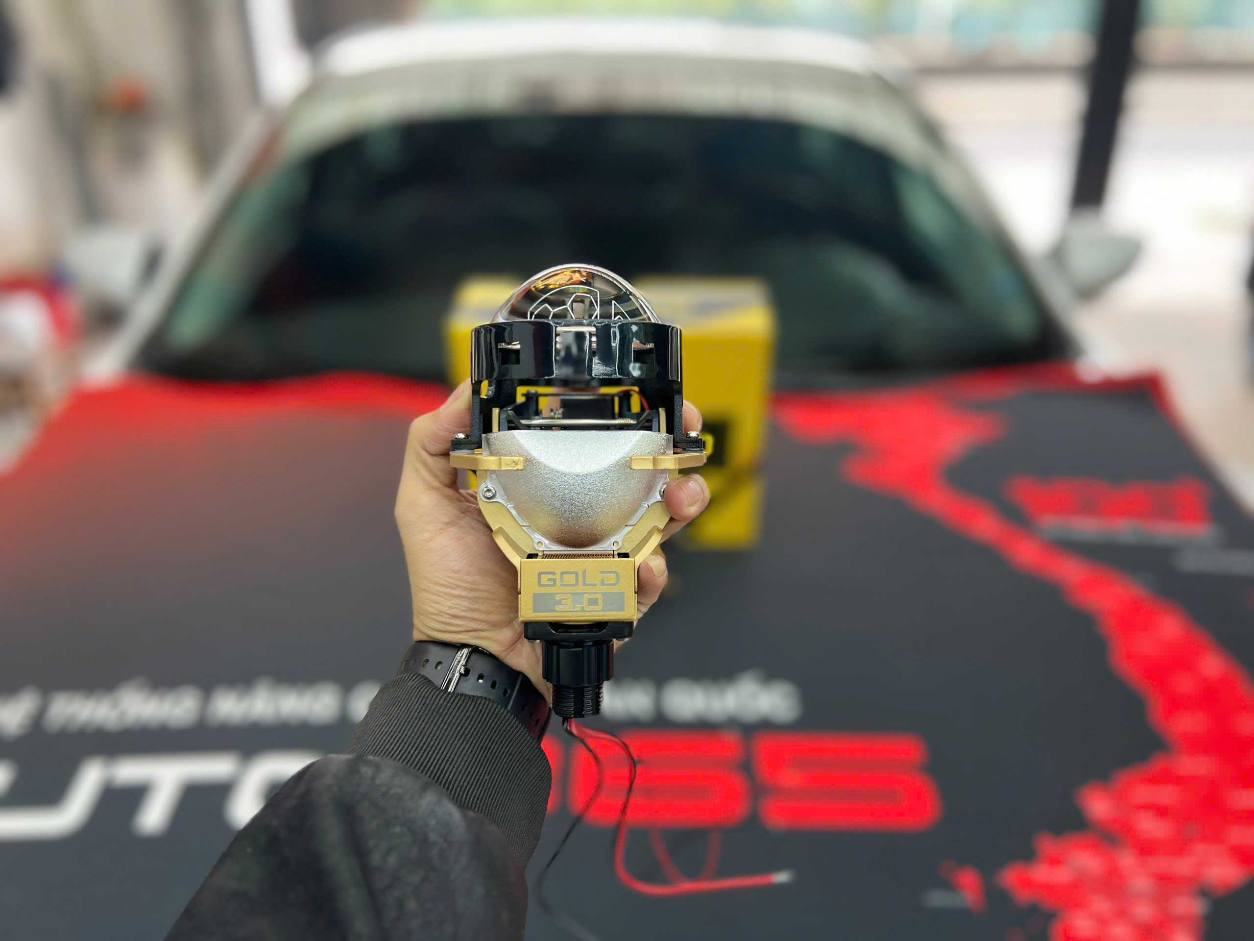 Chi tiết Mazda 3 Độ Bi Led Titan Gold 3.0